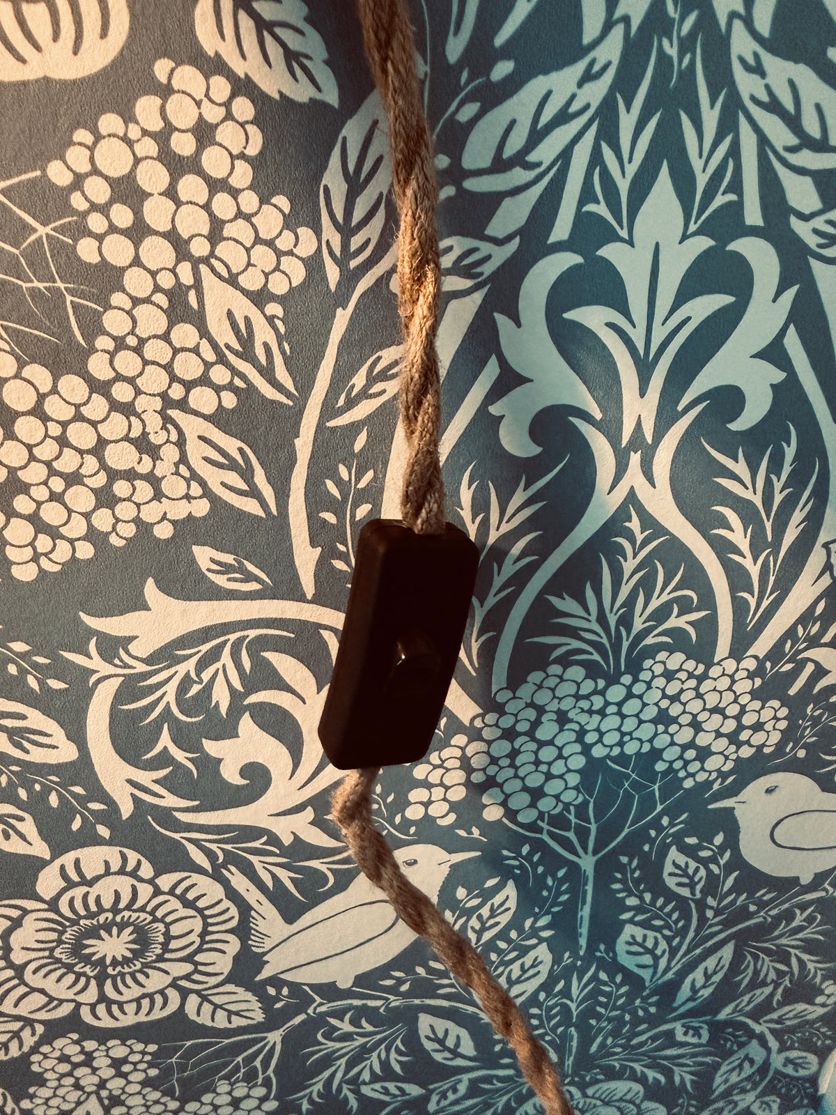 Marguerite – Lampe en toile de jute et rotin | esprit naturel & charme bohème