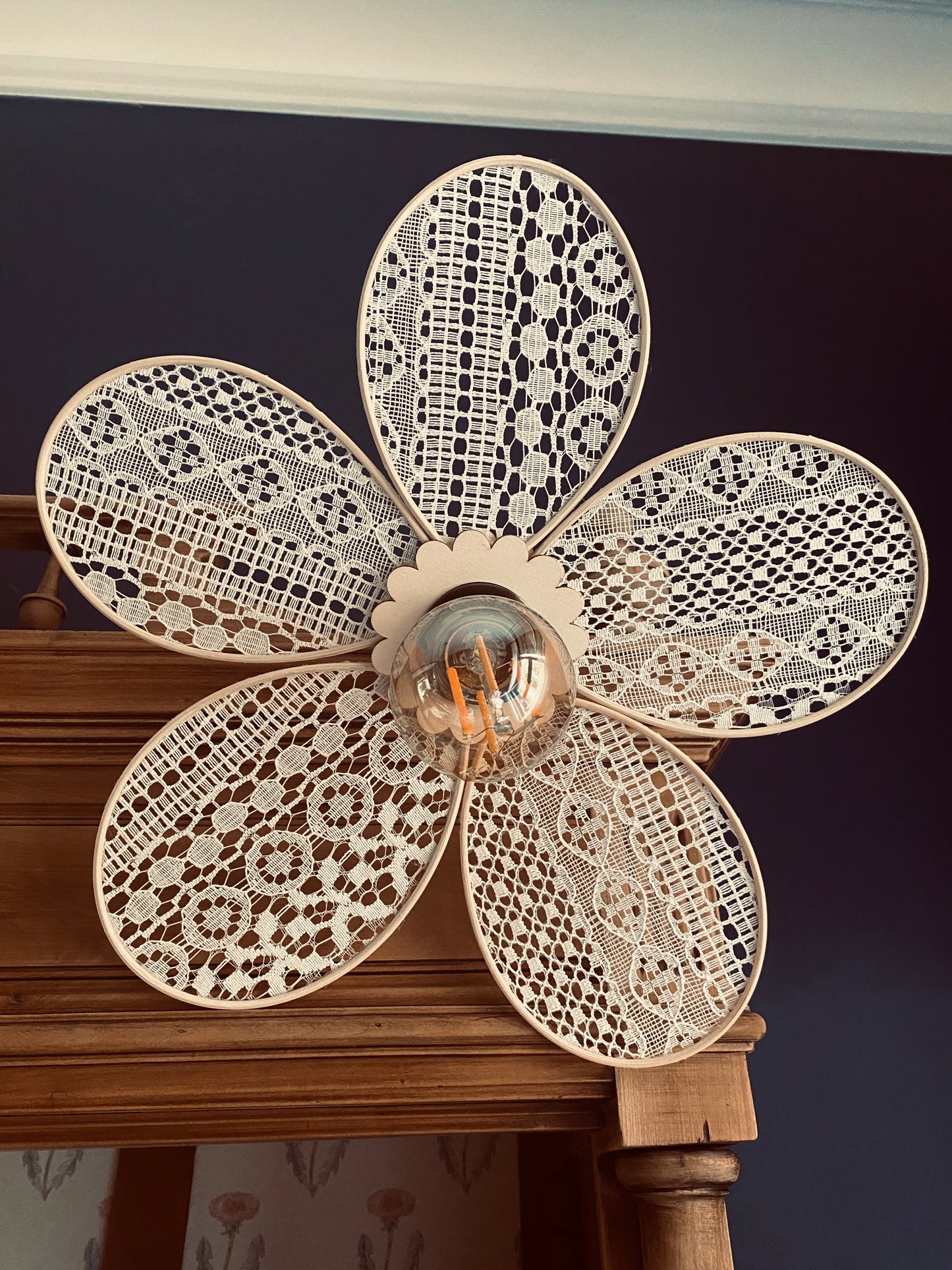 Lampe Anna dentelle
