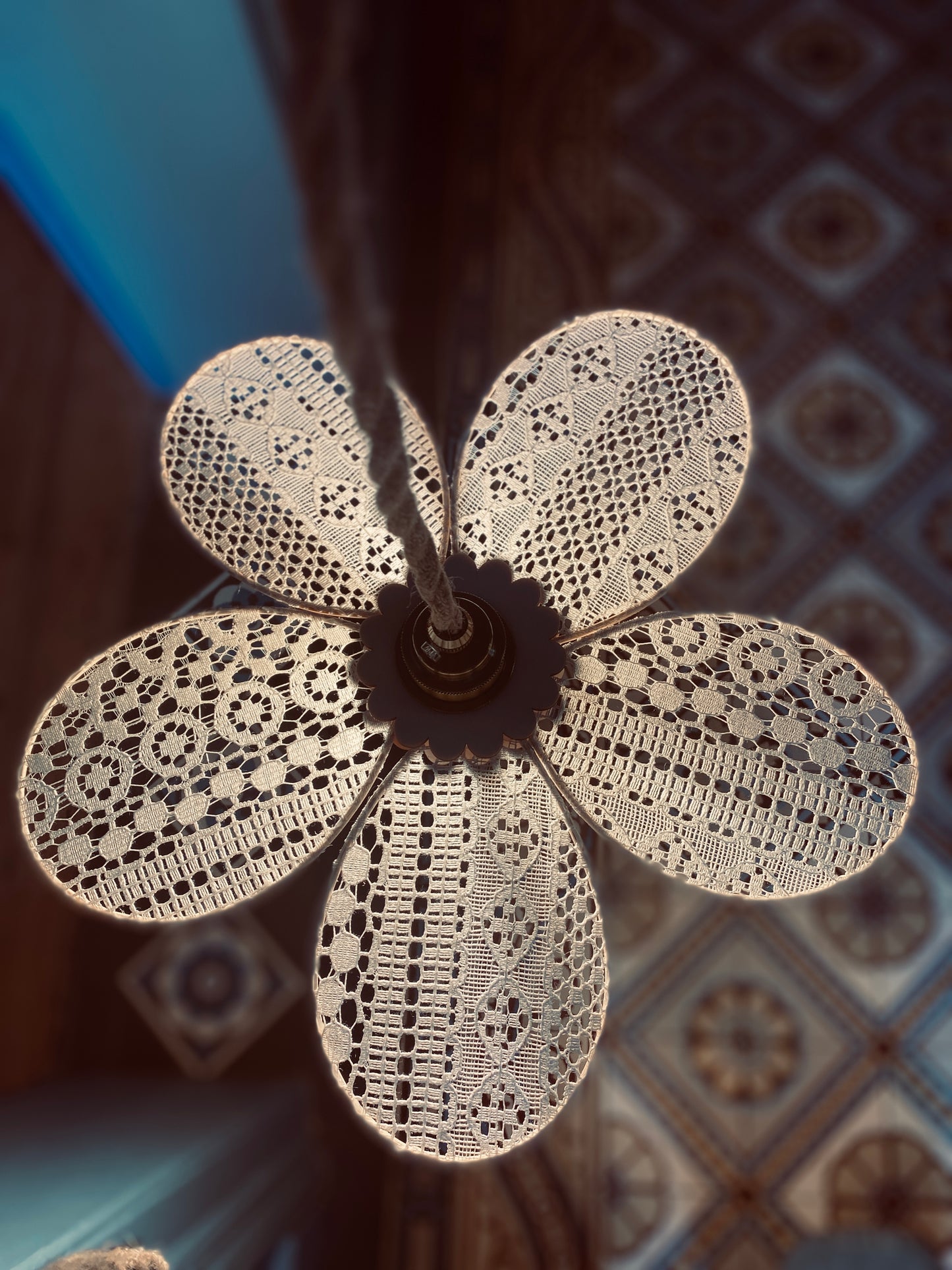 Lampe Anna dentelle
