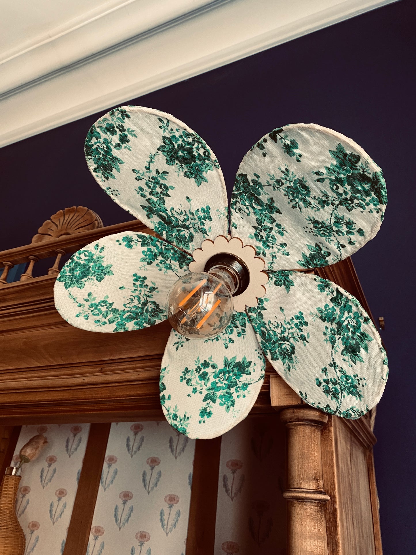 Lampe Rosalie romantique verte
