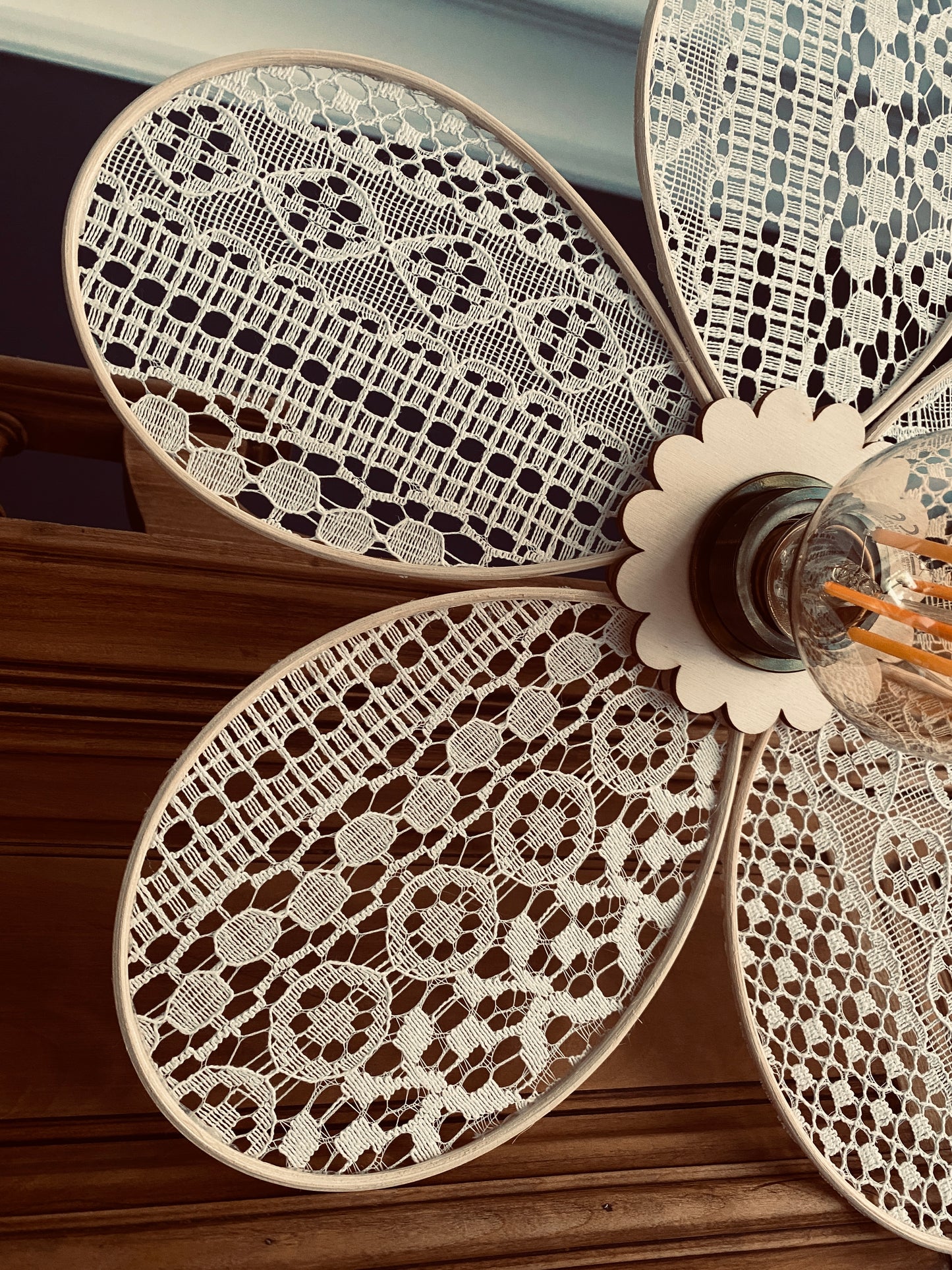 Lampe Anna dentelle