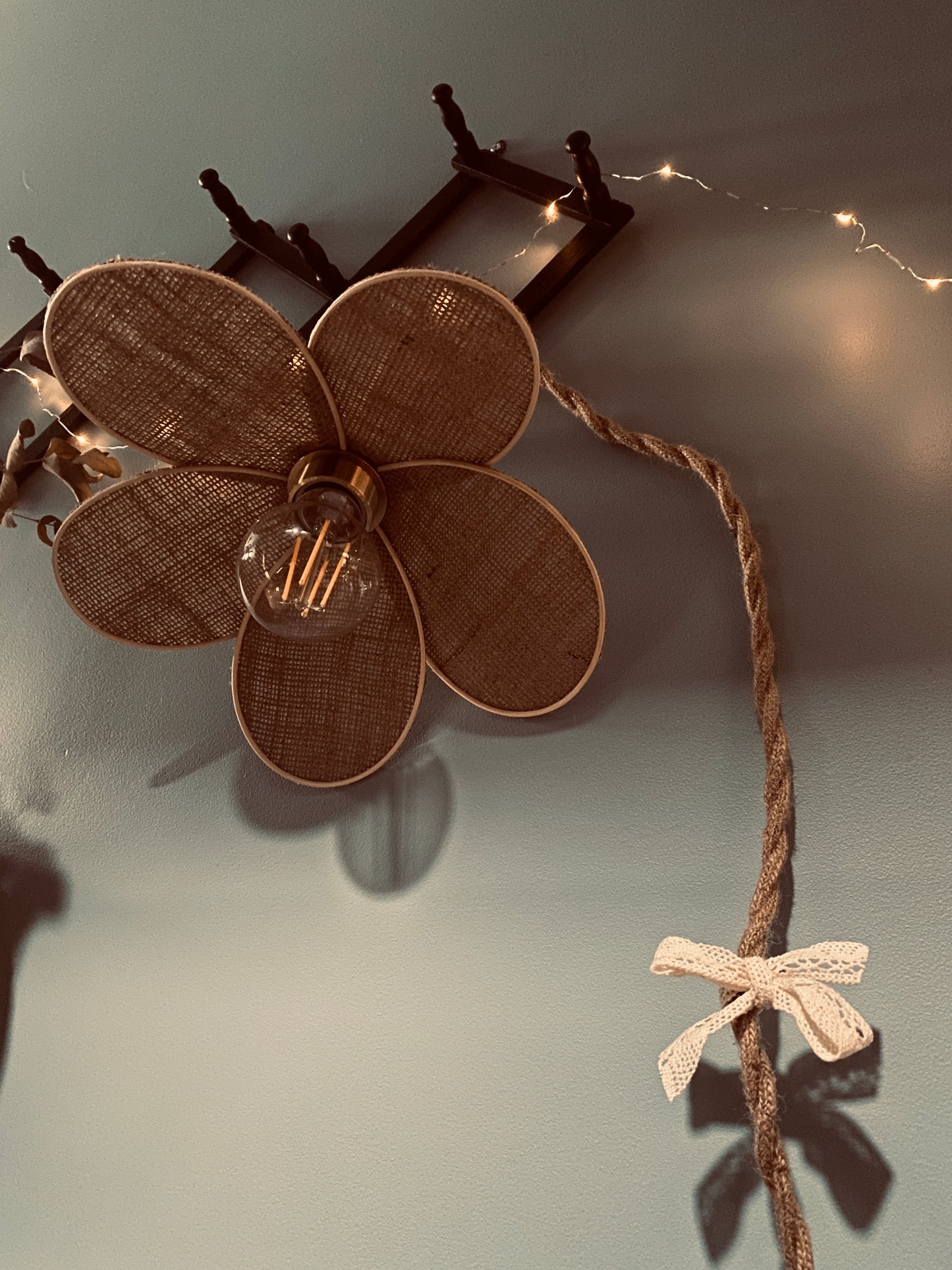 Lampe fleur Anna toile de jute