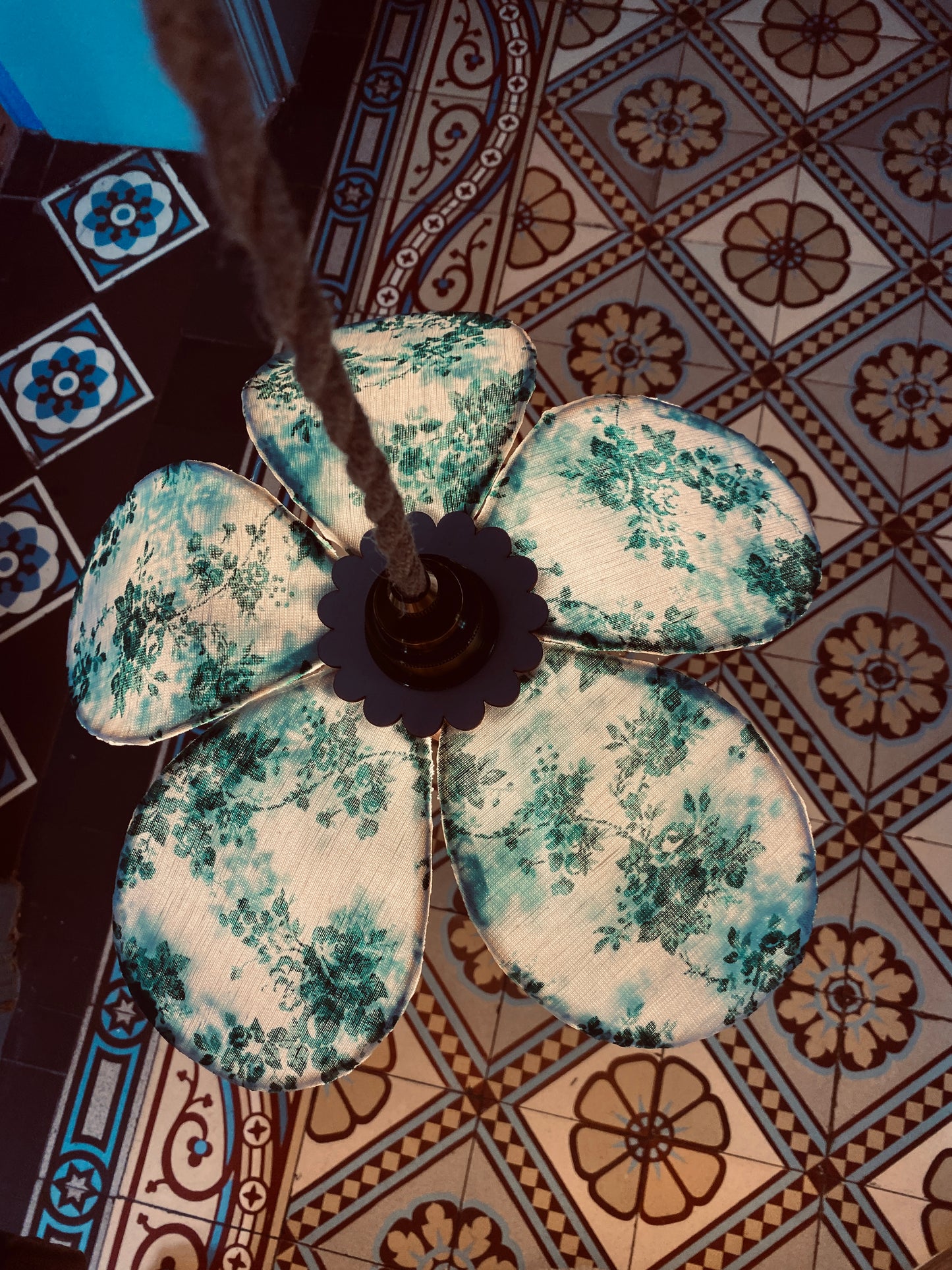 Lampe Rosalie romantique verte