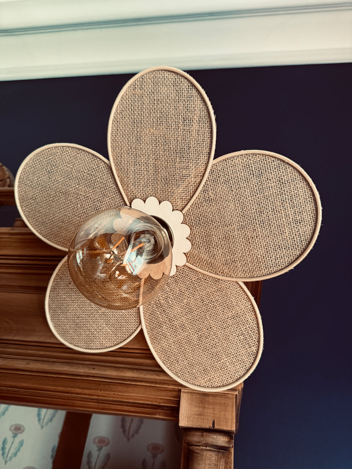 Lampe fleur Anna toile de jute