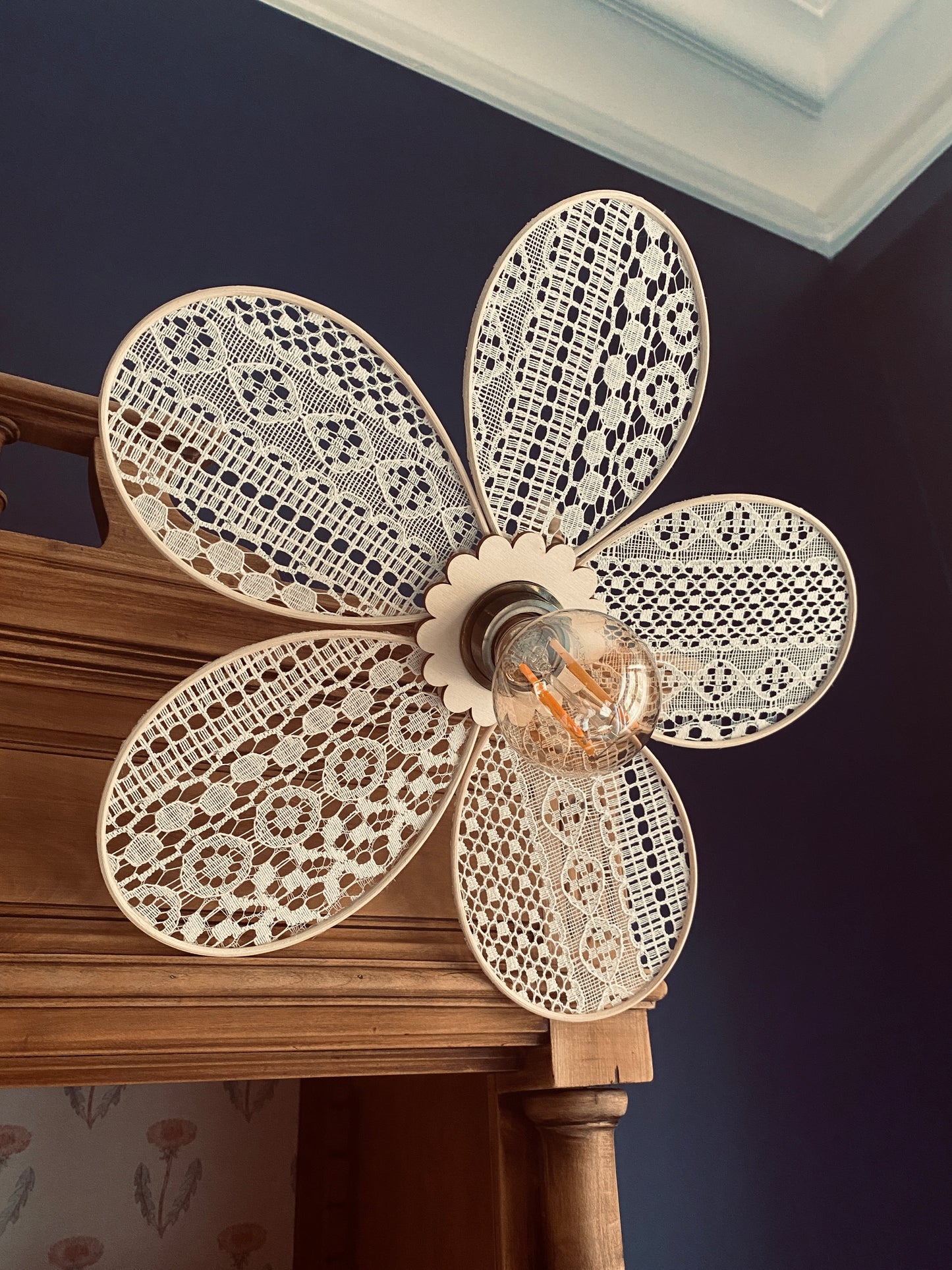 Lampe Anna dentelle