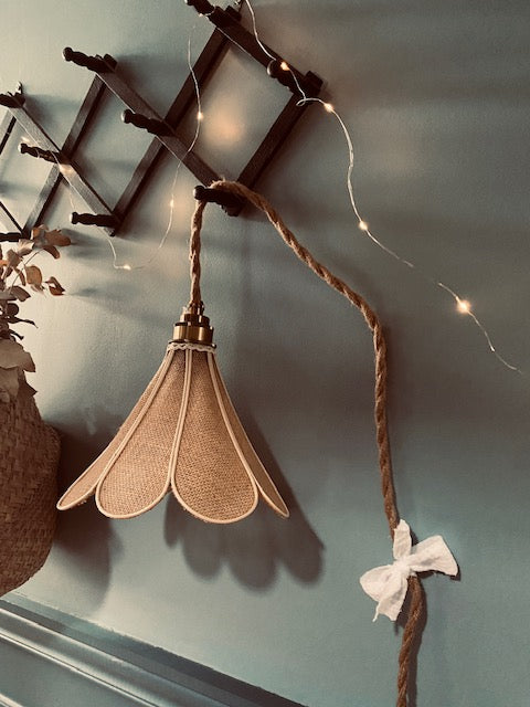 Jolie lampe baladeuse Hortense
