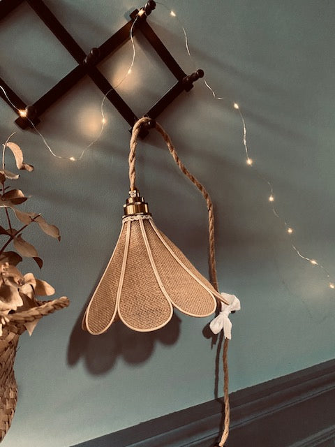 Jolie lampe baladeuse Hortense
